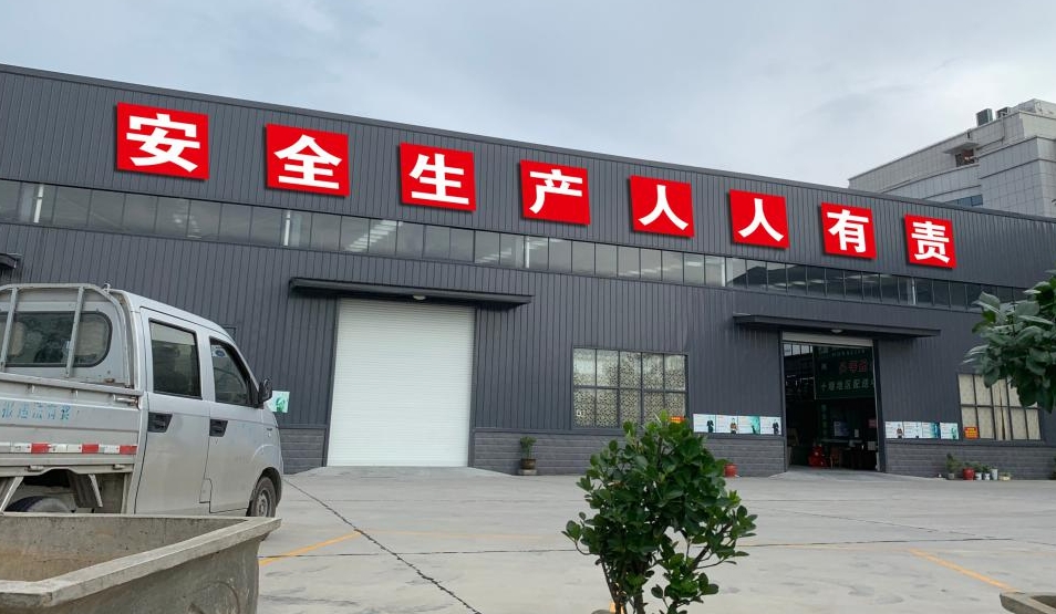 磁致伸縮液位計(jì):乙烯儲(chǔ)罐液位監(jiān)測(cè)的安全衛(wèi)士